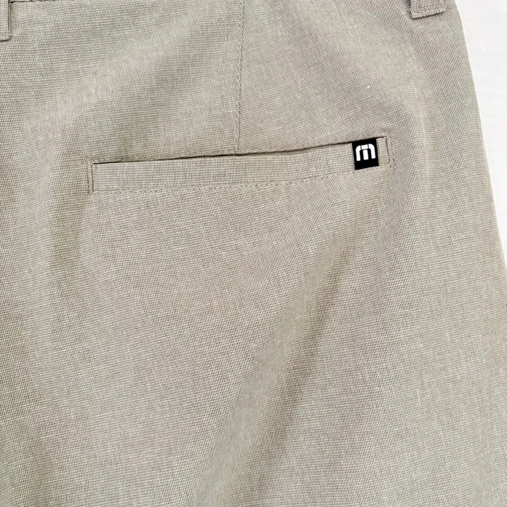 TravisMathew‎ Mens Golf Shorts Tan Khaki Micro Check Performance Size 34